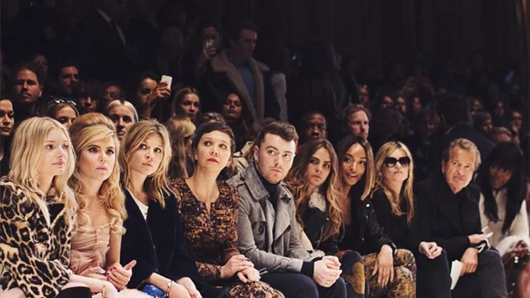 Burberry Prorsum AW15: Συνάντηση αστέρων στο λαμπερό front row
